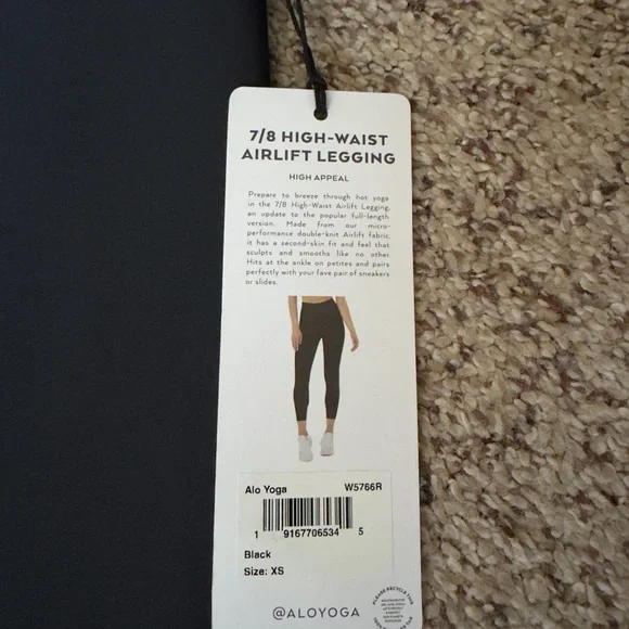 Like new ALO Yoga High-Waist Airlift Leggings- black, XS - Picture 5 of 7